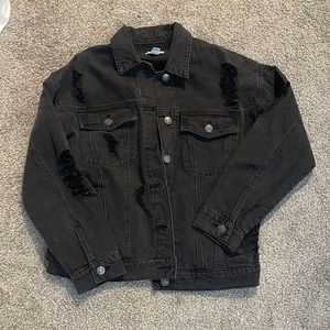 NWOT F21 distressed denim jacket